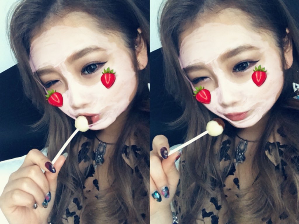 遅くなったけど成人いたしました♥️
(誕生日は7月だけど🙊)

今年でもぉ21になるしもぉ大人やーんってつくづく思う😂
女として、人間として輝けるよう今年は色んなことに挑戦しよう✊🏻

皆さま今年もRASVOAをよろしくお願いいたします😋💞✨