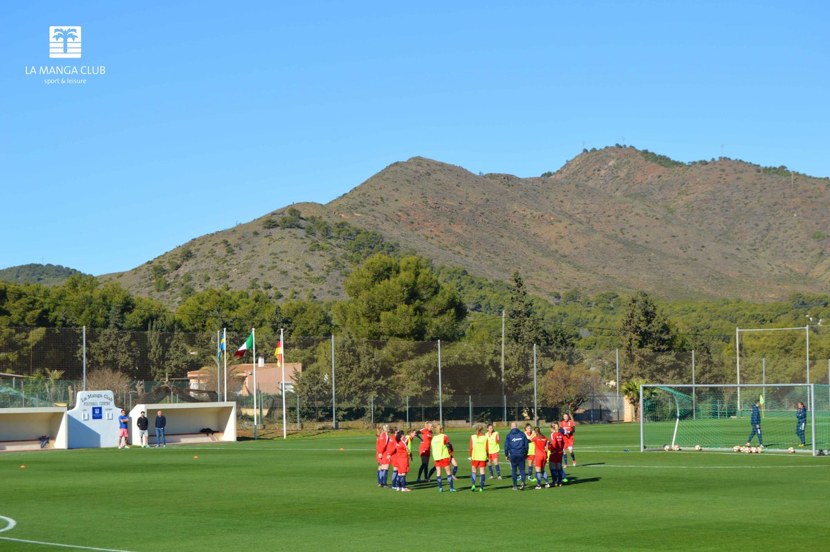 grandhyattLMC's tweet photo. The Norway and Netherlands women's football teams, training at @LaMangaClub #lamangaclub #footballLMC #footballwomen https://t.co/LK9FsHTCNz