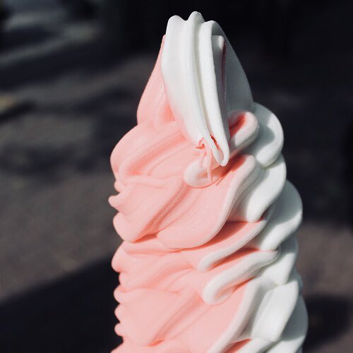d_albit's tweet photo. your smile is just as sweet as sugar 🍭🎀. @BTS_twt 

cr. @MINIHOPE1994 님💕
#JHOPE #BTS #제이홉 #정호석 #방탄소년단 #btsaesthetic #aesthetic https://t.co/RkFVP5pETW