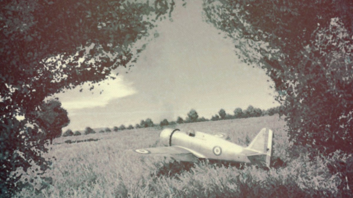 眼力アザラシ Warthunder 今日の天気は 晴れのち墜落だな フランスのパイロットが呟いた M B 157 mm機関砲を 搭載したフランス戦闘機である 今回の任務は対爆撃機だったが 運悪く被弾 緊急着陸した 我が祖国が無事だと良いが