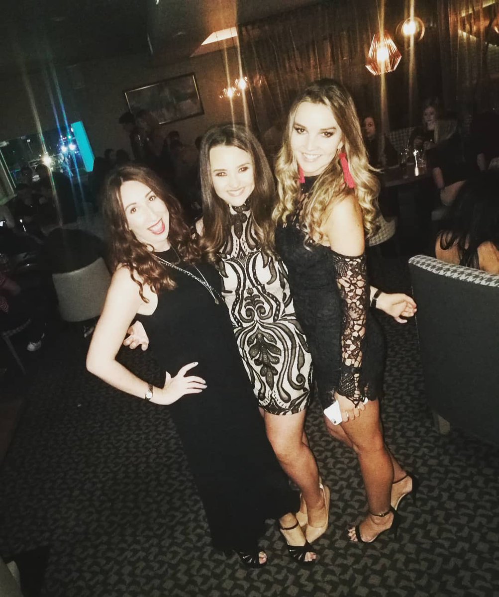 LainyLass86's tweet photo. Take me back to Friday with the girls ❤️❤️ #Friday #GirlsNightOut  #midweekdreaming #Glasgow https://t.co/XEdsoClSeP