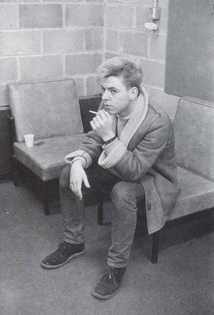 Happy Birthday to Andy Rourke of The Smiths, who turns 54 today! 