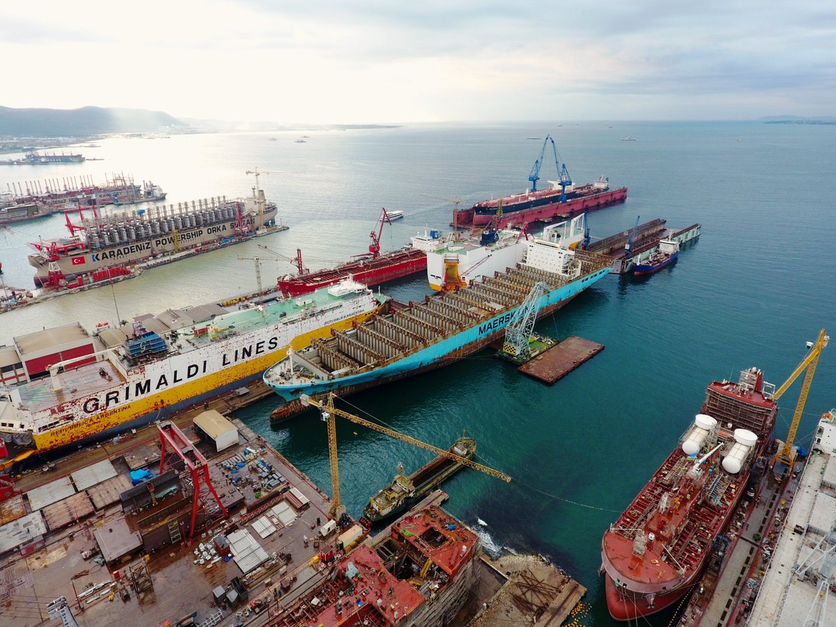 Total To Buy Maersk Oil And Gas Division For 7 45bn Sharecast Com