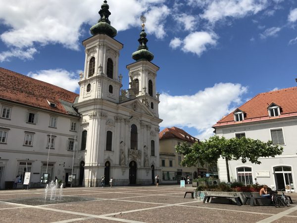 Check out our blog post on five ways to spend the weekend in Graz - flybmi.com/5-ways-spend-w…  We fly to Graz from <a href="/bhx_official/">Birmingham Airport</a>