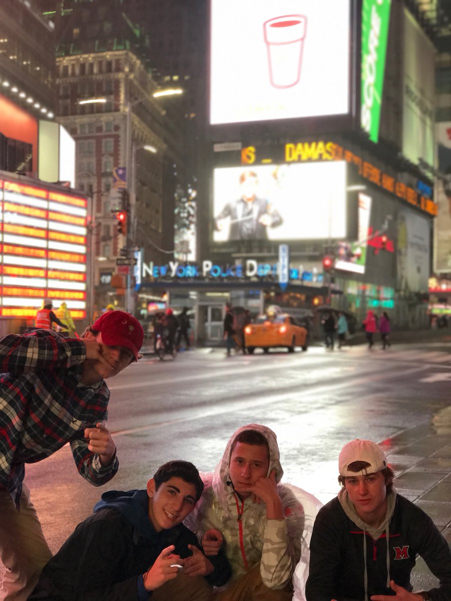 JaredSandow's tweet photo. My #DECAsquad @SycamoreDECA https://t.co/FcITn4So8r