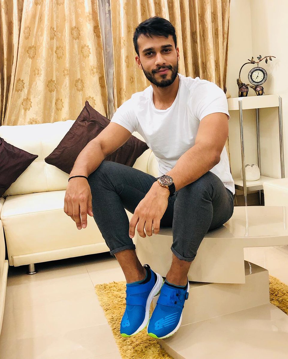 newbalancein's tweet photo. Prateek has found his balance between performance and lifestyle. What about you?
New Balance Sonic available at https://t.co/qjggiI0h3O
#NewYearWithNewBalance
#NewBalanceIndia
#EngineeredForYou https://t.co/ThoAtMpWt9