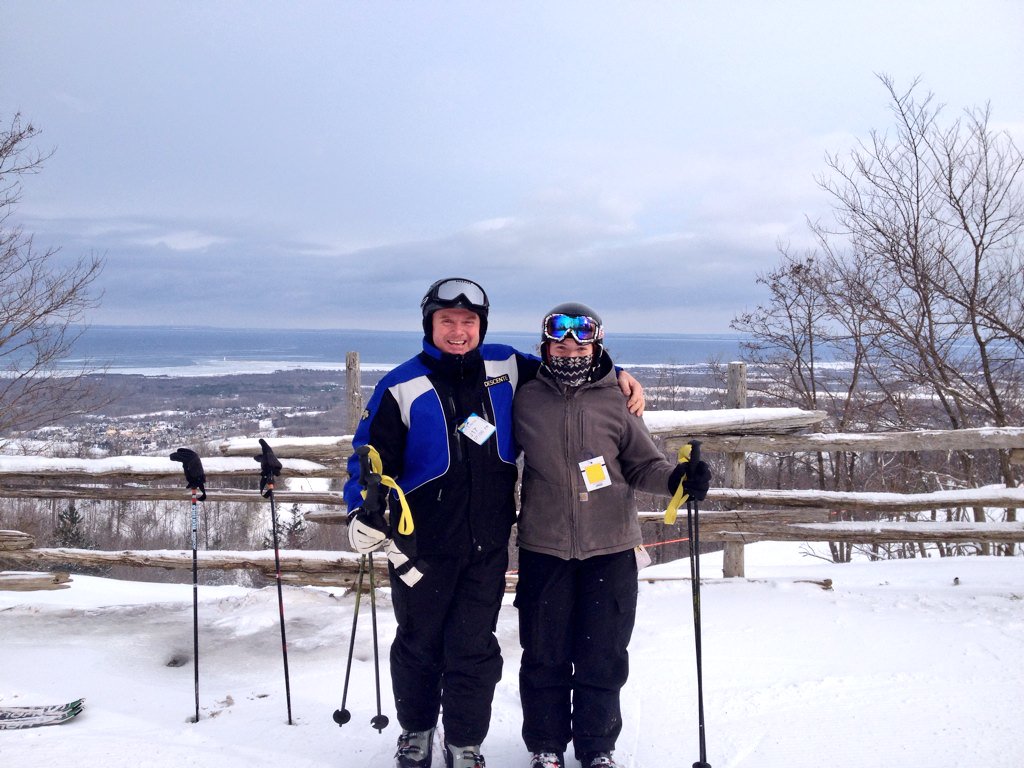 wathkealex's tweet photo. Ski day at Blue Mountain with my daughter Amy https://t.co/IKu5MiVP4v