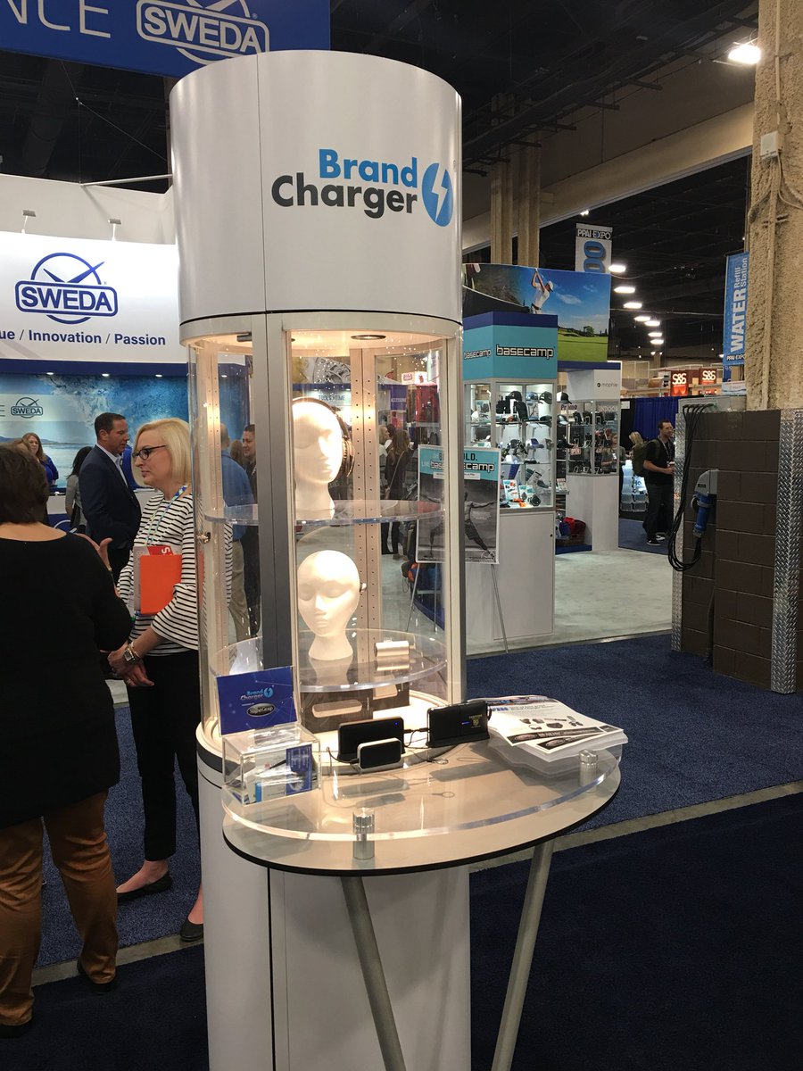 BrandCharger's tweet photo. Come and win one of our top items!
PPAI Expo 2018 day 2
Booth 5031
#ppaiexpo #brandcharger #themagnetgroup https://t.co/5d7wca3gd3