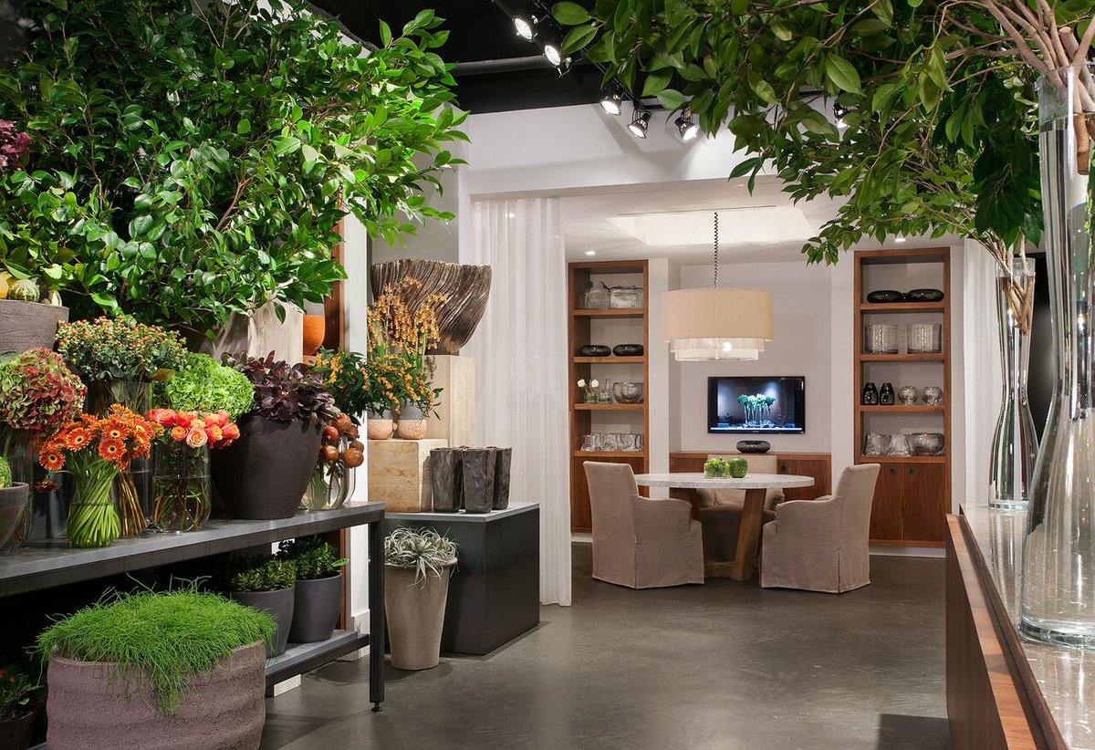 PlanetaDsgnGrp's tweet photo. Fetching flora. #photooftheday #flowers #corporate #picoftheday #designinspo #inspiration #interiordesignideas #luxurylifestyle #luxuryliving #interiorinspo #interiordesire #bestoftheday #LOTD #interiorandhome #inspriationeverywhere #interior123 #archidigest #interiorarch https://t.co/QMnE71l269