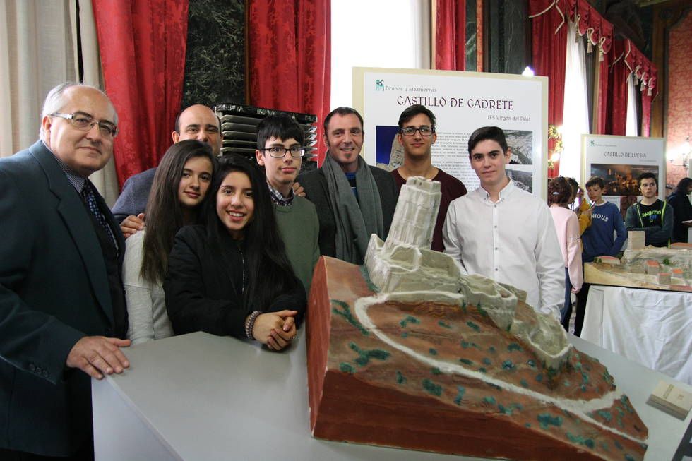 sputnik_lab's tweet photo. 🏰🏰🏰 Réplicas de #castillos de #Aragon mediante #impresion3D y otras tecnologías vía @Imprimalia3D https://t.co/uCKDVchN1z https://t.co/uJl7LXPymi