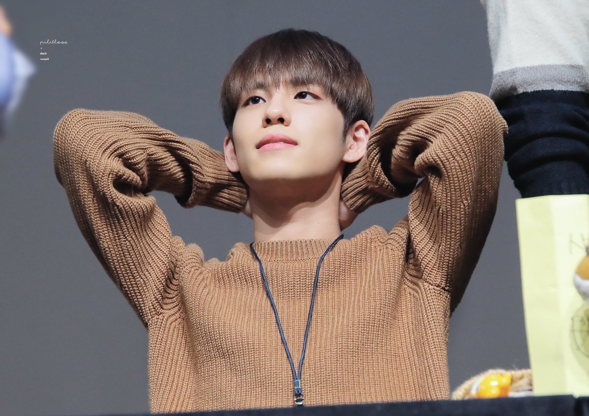 pilitlove's tweet photo. 도토리사람이다 도토리사람! 
#원필 #데이식스 #wonpil #day6 https://t.co/iITplo2cen