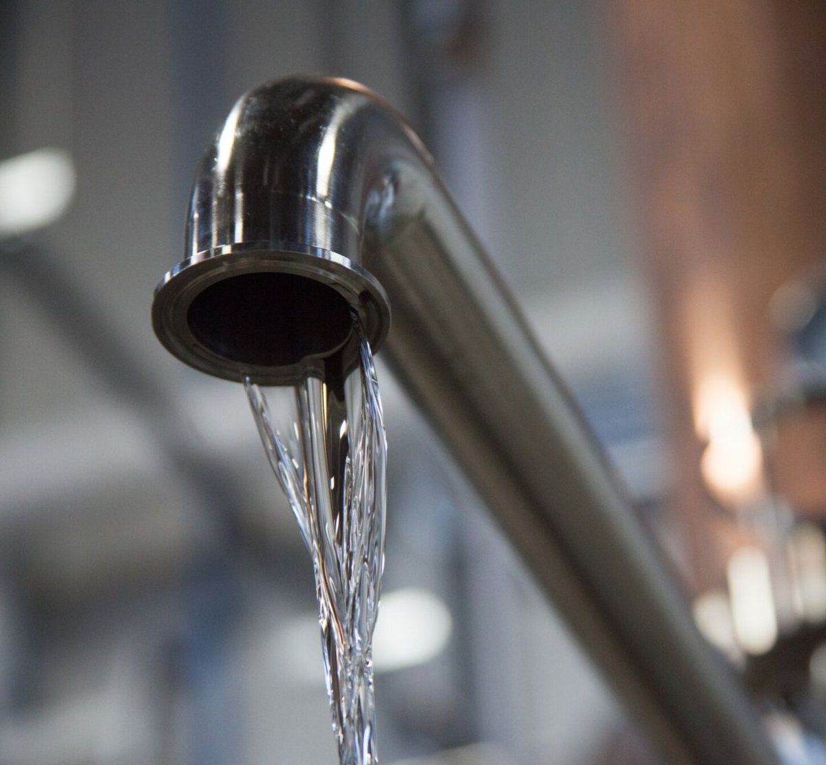 You can't beat fresh out of the still. Come by our bottle shop to taste the next best thing. M-Sat 11am - 7pm #Worldsbestmoonshine