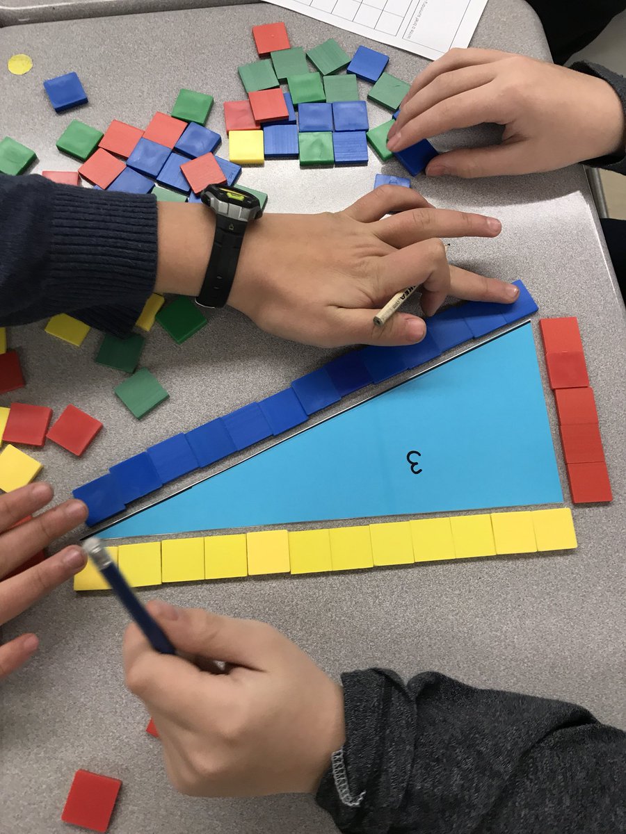 msbaileybrh's tweet photo. Investigating Pythagorean Theorem @BrantHillsPS #visualpathways #manipulative #handmodels @HDSBMath https://t.co/eWHjhu17HE