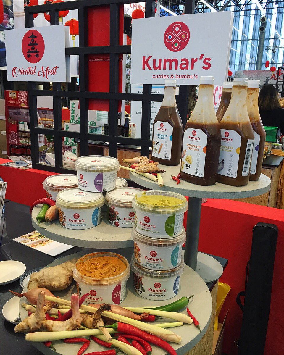 Verstegen_UK's tweet image. Our wonderful #kumars #curries #bumbus #wokpastes @ #horecava2018 #freshingredients #verstegen