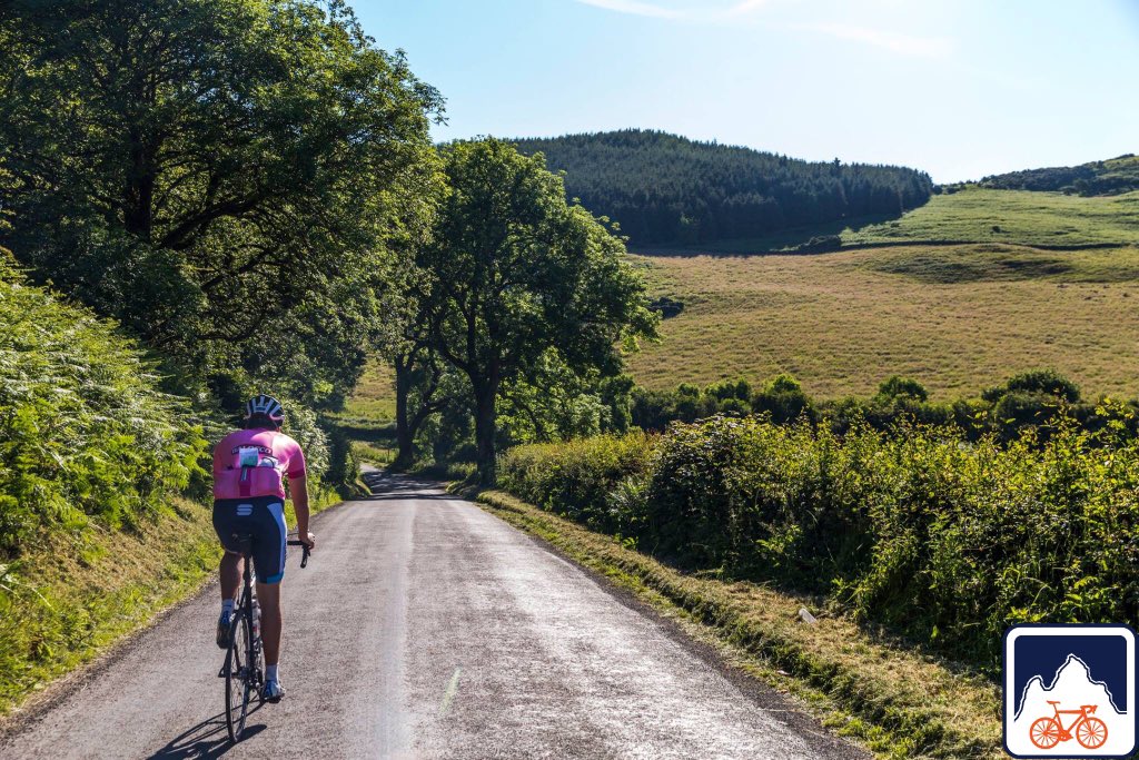 ‘A truly happy person is one who can enjoy the scenery on a detour’ - Gregory Benford

Apply now for this summer’s rides in May through August! All abilities welcome. Come challenge yourself! biketheukforms.org/webforms/apply…

#jogle #lejog #endtoend #seatosea #biketheukforms #c2c #ms
