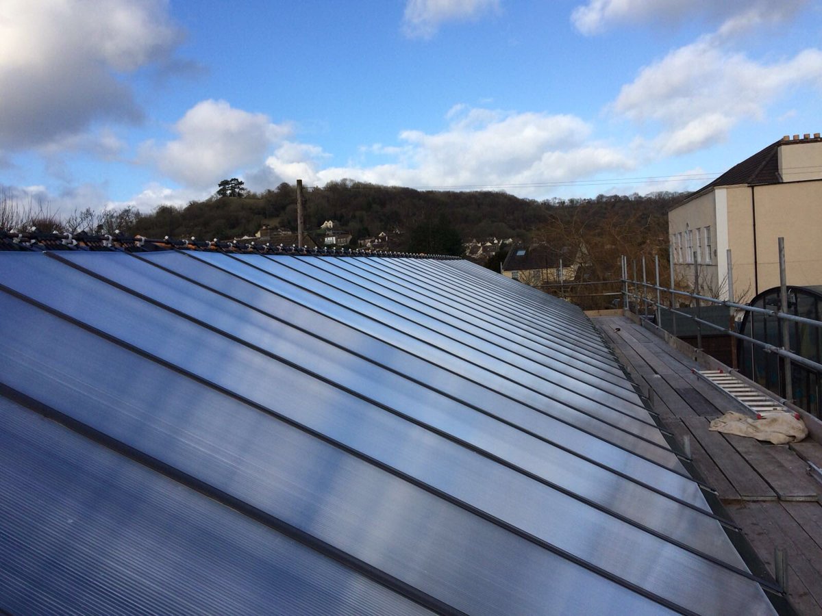 WottonPool's tweet image. And here’s the other side of the roof! Looking great! #solarpanel