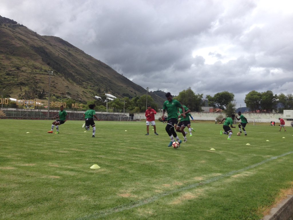 El Cuenca alinea con Lajones, Vallecilla, Bedoya, Cangá, Bagui, Jaramillo, Quiñonez, Pauta, Rojas, Cabezas y Pita @mercurioec