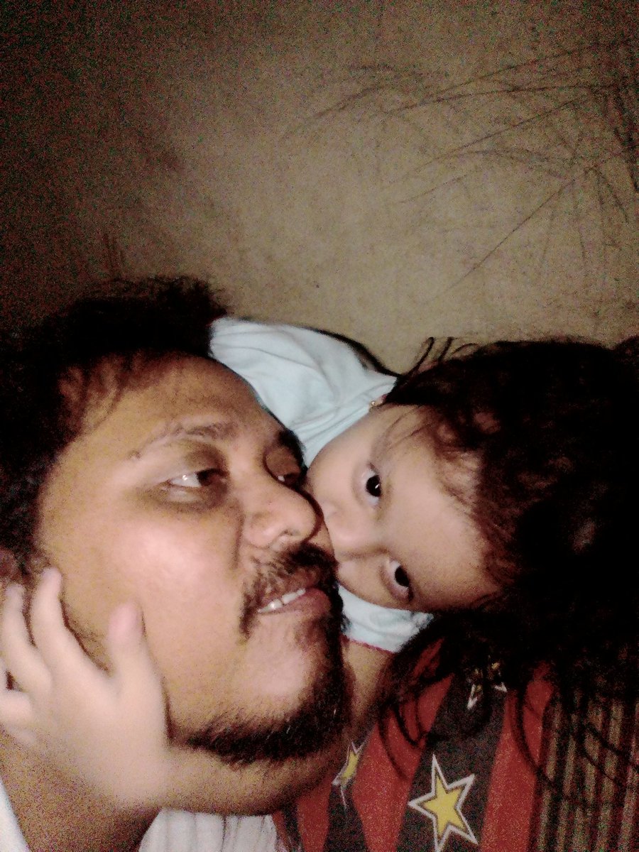 aa_Ues's tweet photo. Iseng iseng saat mati lampu https://t.co/OXft93orRJ