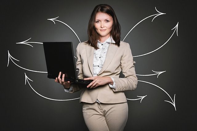 alchemydigital's tweet photo. Another article that real estate agents may find to be of interest: Mistakes That Will Stop You From Attracting Real Estate Leads https://t.co/c7Ft58rBpi https://t.co/eY1Lvw2bNC