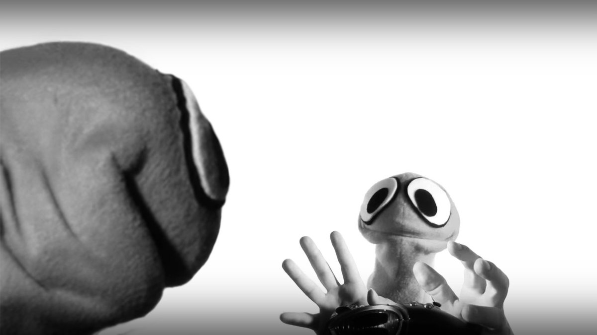 pommorin's tweet photo. Die Folgen 4 & 5 sind online!
Die #puppet-Version der @erzaehlmirnix-Comics!
https://t.co/oDla81z6W9
#youtube #bummfilm #lovemyjob #puppets #puppetmaker #puppetbuilding #erzaehlmirnixvideos #figurenbau #puppetlife #puppeteer #workingunderapuppet #puppetdesign #propmaker https://t.co/4PGw3iaxvA