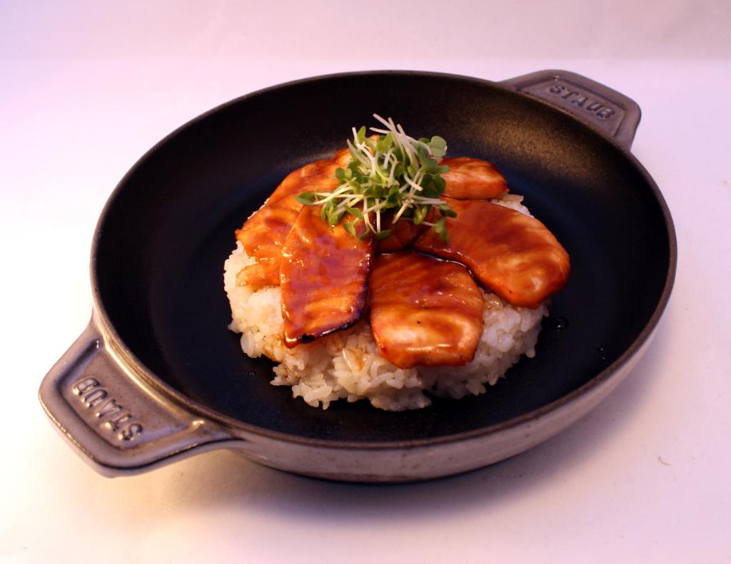 OpenTableUKI's tweet photo. Beat the blues with @InamoRestaurant's mood-boosting menu packed full of vitamin D-rich foods. 🍜 Try it at their #Camden branch next week - 3 courses for £22. https://t.co/773b9Klz3O https://t.co/WV22E8xwbr
