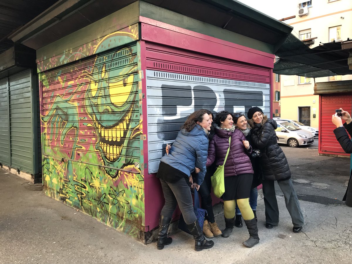 MuriSicuri's tweet photo. Eccoci a #Torpignattara per sopralluogo e briefing per preparare le NUOVE visite di #streetart di #murisicuri, il 3 e 4 febbraio. Trovate tutte le info per partecipare su murisicuri.it https://t.co/S3WZoukNEZ