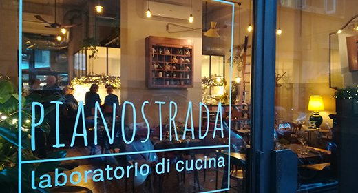 cibovagare's tweet photo. #Roma: da #Pianostrada 4 donne rappresentano la forza della #cucina e dell’accoglienza https://t.co/VIvdCjOtTr https://t.co/6yXokNS2rY