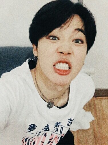 chimx2__bts's tweet image. 初めてバンタン垢を作りました💦
お友達になってくれる方を探してます☺
たくさんのarmyさん達と繋がりたいです！

(♡)16さい
(♡)ジミンよりのオールペン🐥
(♡)年齢関係なく絡んでくれる方

#ARMYさんと繋がりたい
#RTしてくれたARMYさん全員フォロー