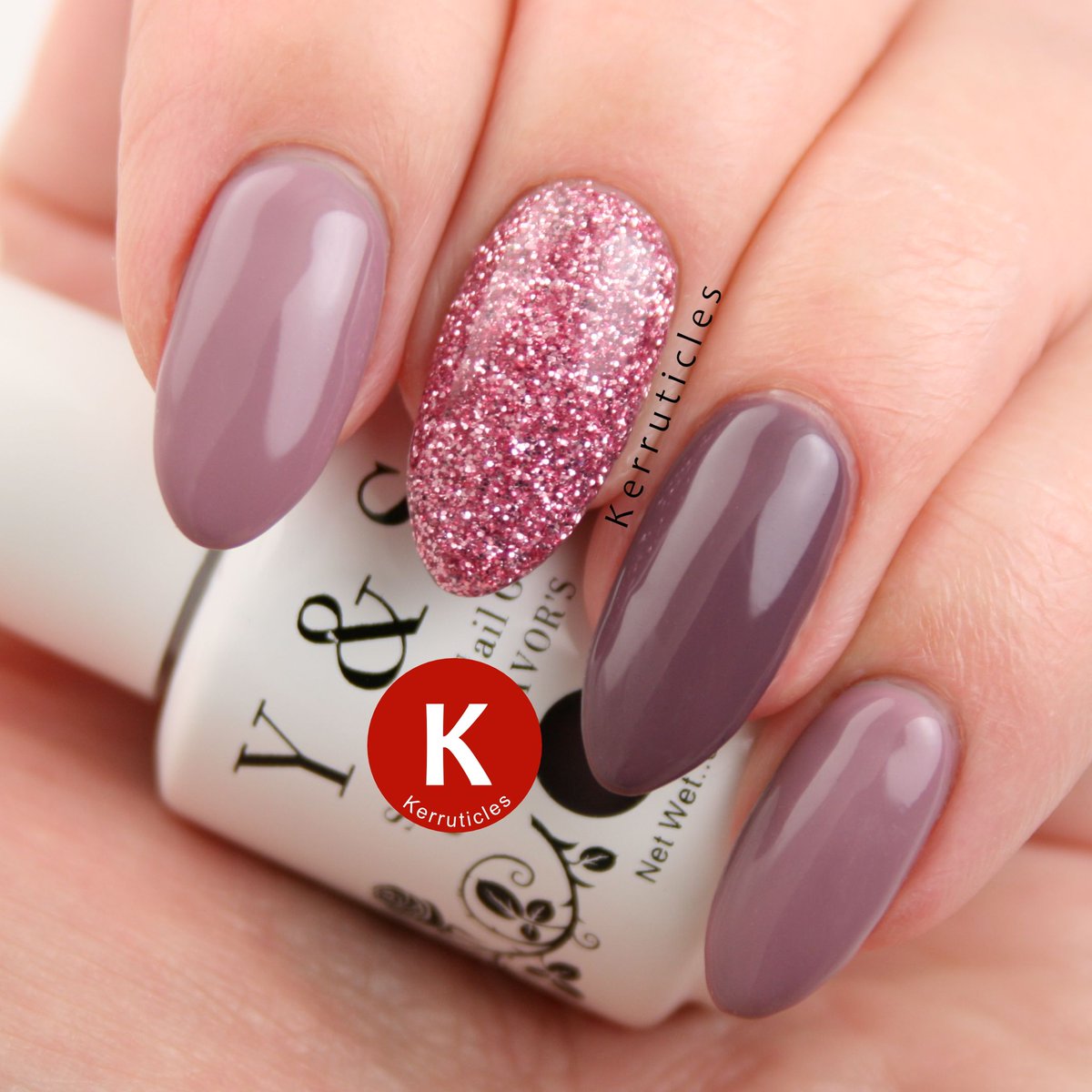 Kerruticles's tweet image. Purple gel nails with glitter using Y&amp;amp;S 059, Bluesky 63921, and @NYK1Secrets glitter ckerr.net/2FKHZQl #glitternails #purplenails #gelpolish