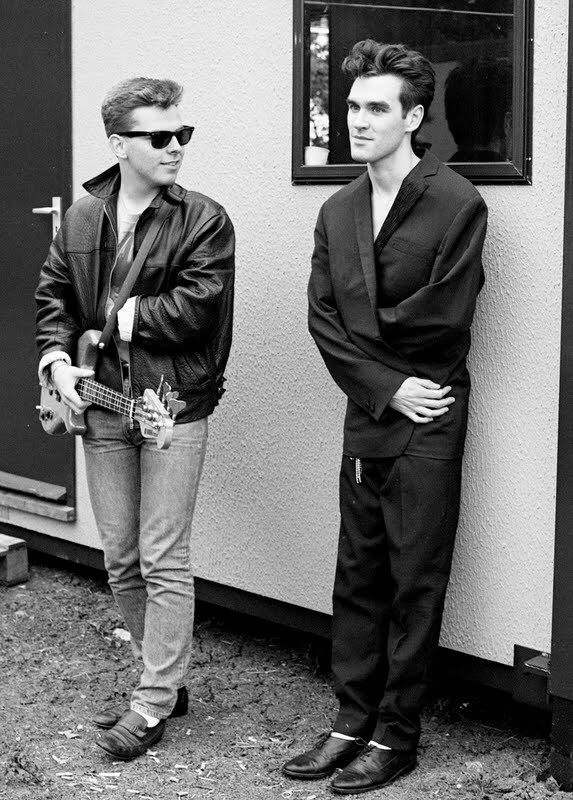 Happy birthday Andy Rourke, who turns 54 today! 