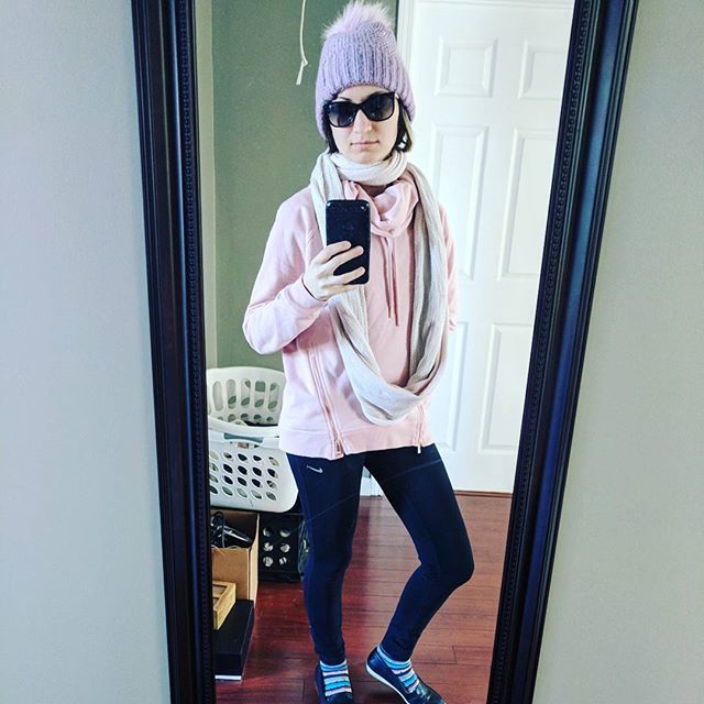 pianoleary's tweet photo. This is called the "five degree five layers look". #freezing #fivelayers #coldmusician #kcmo #whenwillitbewarmagain https://t.co/U1sbADT4PS https://t.co/DswnQ7CsNv
