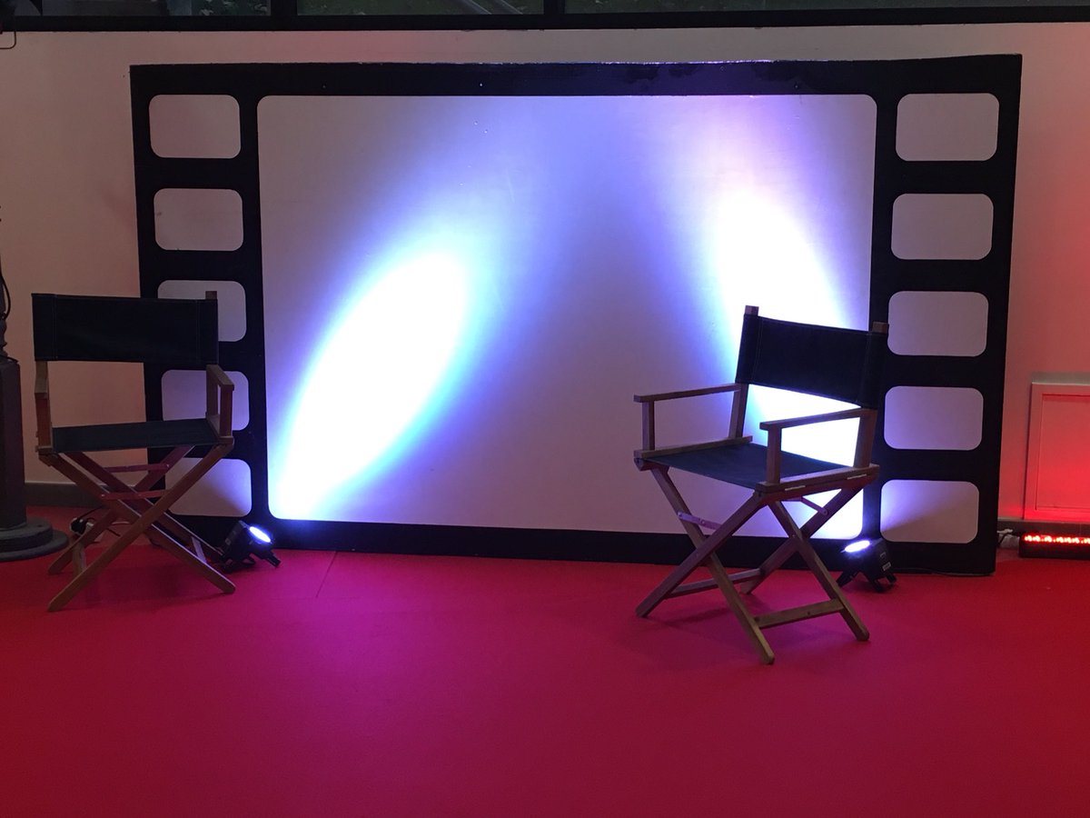 MrEvent_'s tweet photo. Soirée Cinéma avec Creashow. #Entertainment #choreographer #Animations #artiste #events #dancers #lovemyjob https://t.co/sEXrMxbsa0