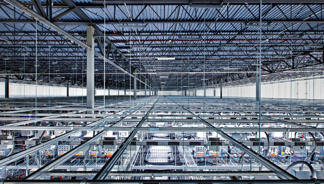 Google’s new cloud service lets you train your own AI tools, no coding knowledge required theverge.com/2018/1/17/1690…