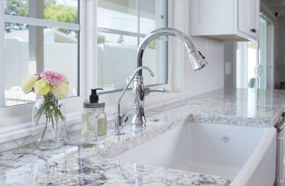 Revamping your kitchen worktops can sometimes be an overwhelming task. Here's what you need to consider... ow.ly/J5pG30hLHdg #TheMarbleStore #Kitchen #Worktop