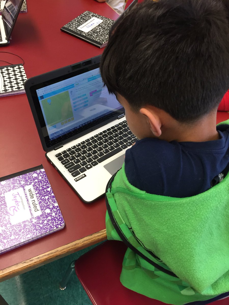 ps19si's tweet image. Future computer scientists in the making!! Our persistent second graders work together to debug their programs! #InspireD31 #pairedprogramming #CS4All @mskosnac @codeorg @SIBFSC