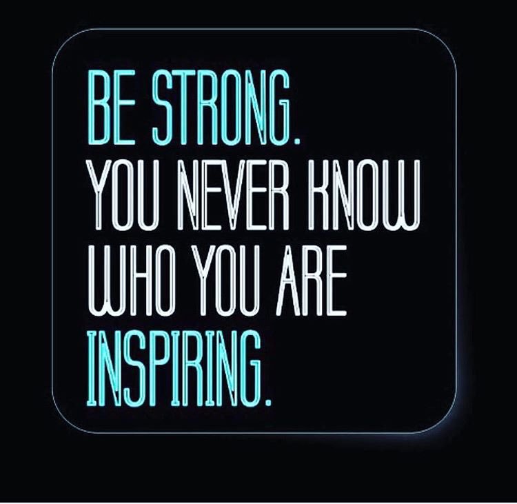 VeeVaah's tweet photo. Being strong doesn’t mean you’ll never get hurt. 
It means even when you get hurt, you’ll never let it defeat you. 
More power to YOU! 💪🏼💪🏽✊🏿✊🏿👏🏾👏🏾 #veevaah #veevaahfitness #strong #inspire #greatnesswithin #bedope #healthspo #fitness #love https://t.co/m4nzRlzQSV