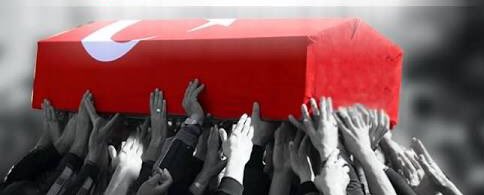 _aliyalcin_'s tweet photo. Isparta/Yalvaç'ta düşen askeri eğitim uçağında bulunan 3 askerimizin şehadeti yüreğimizi dağladı.
Şehitlerimize Allah'tan rahmet, acılı ailelerine ve milletimize başsağlığı diliyorum. https://t.co/jacJGYvAZk