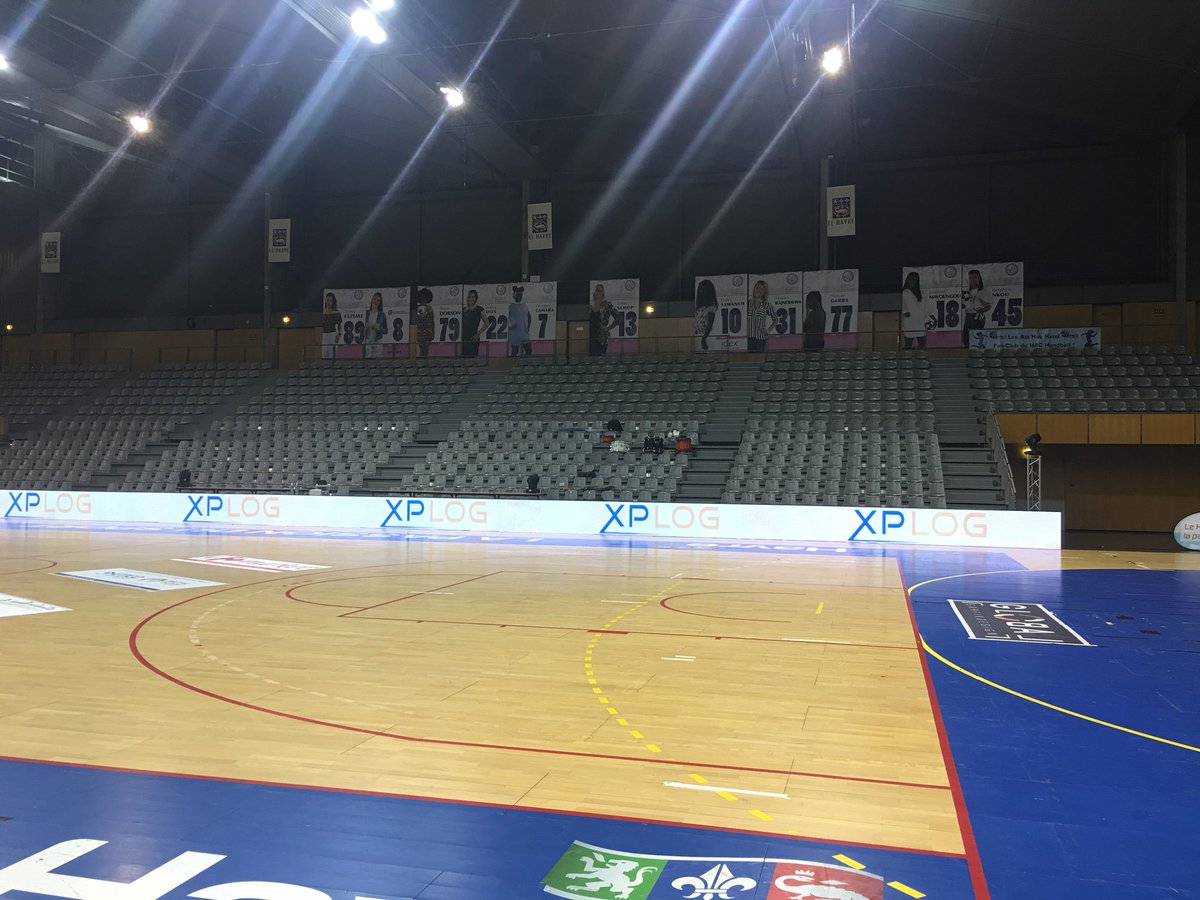 newrorga's tweet photo. Ce soir aux docks Océane #LeHavre se joue le match opposant le @HacHandball76 à Metz pour la 18ème journée de @LFHOfficiel !! Rendez vous 20:00 amis havrais @CeacomLeHavre @CeacomProject @LH_LeHavre !! Serez vous présents ?? #LeHavre #LHF #Metz #HacHandball #DocksOceane https://t.co/4LAN77EQlh