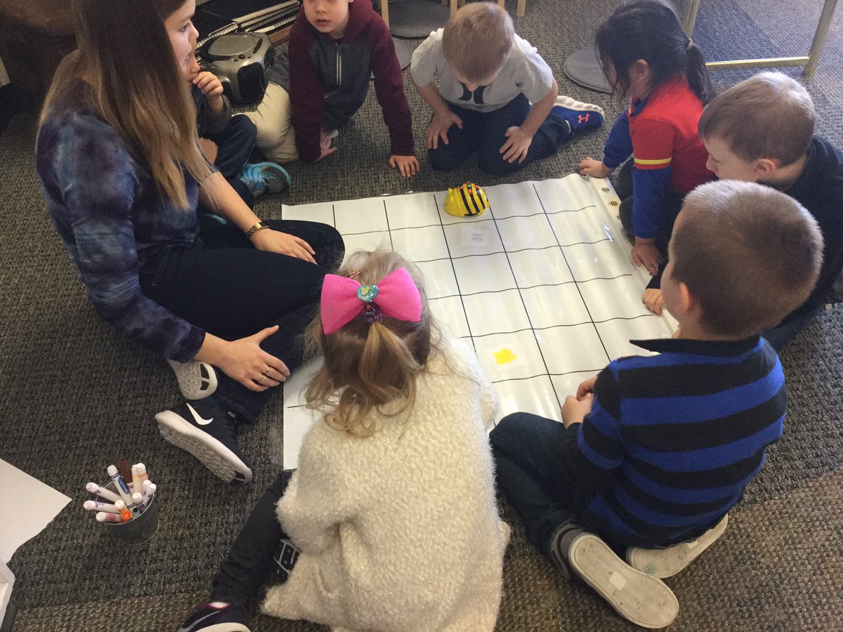 MsBottrell's tweet photo. Learning how to use the Beebot was so much fun! Thank you Ms. Smyth! @1MSouthwood #seshsd #hsdlearns https://t.co/MTIdfQ9dm3