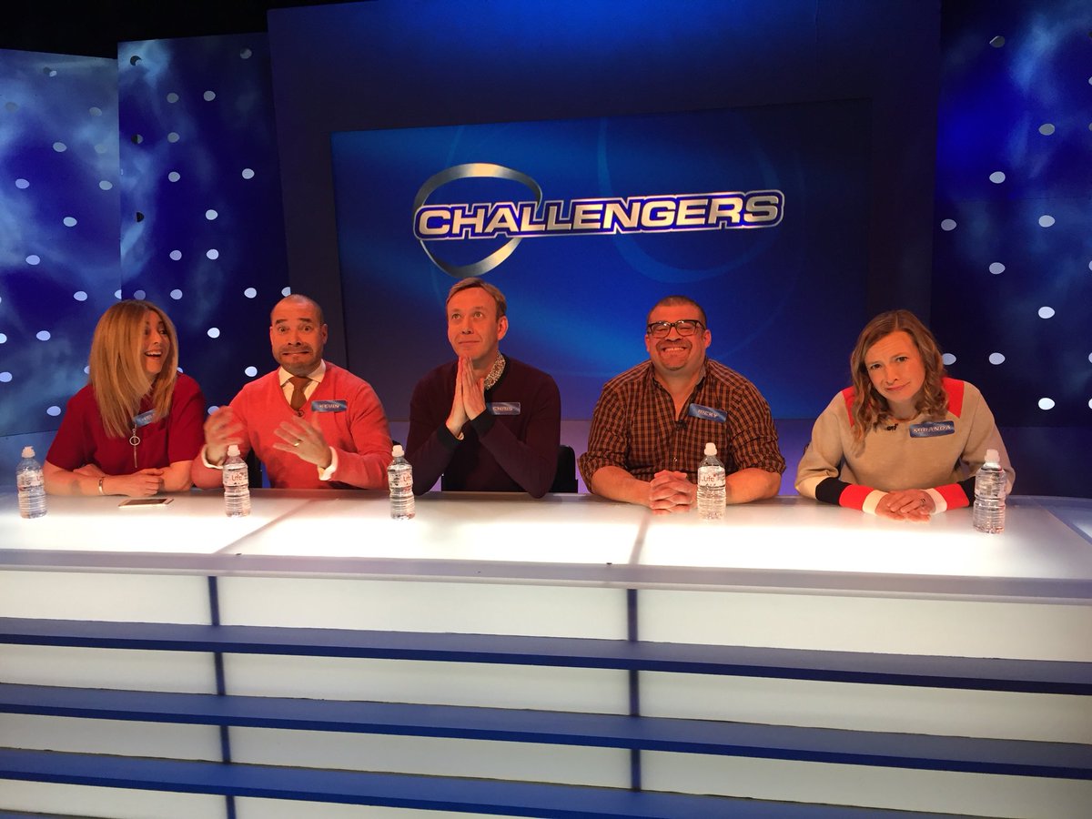 soniabeldom's tweet photo. The magnificent MAJORITY REPORT do Celebrity Eggheads.  @LadyFosp @kevduala @ChrisRogersTV @andalcio_ricky @MirandaKnature @theJeremyVine @eggheadproducer @celebrityexecs #celebrityeggheads https://t.co/6rgMsRz2sq