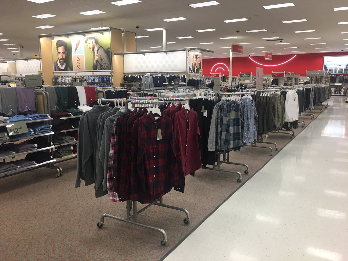 JakeSeaquist's tweet photo. Menswear at T2025 looks so good...Because we're breaking down SL in the backroom! Kayla and Sarah are rockstars. #DayOneOfMany #LogKeepinItClean @323Brandon @Howard_JoshT @StephanieLoula https://t.co/ihDFpj3RgW