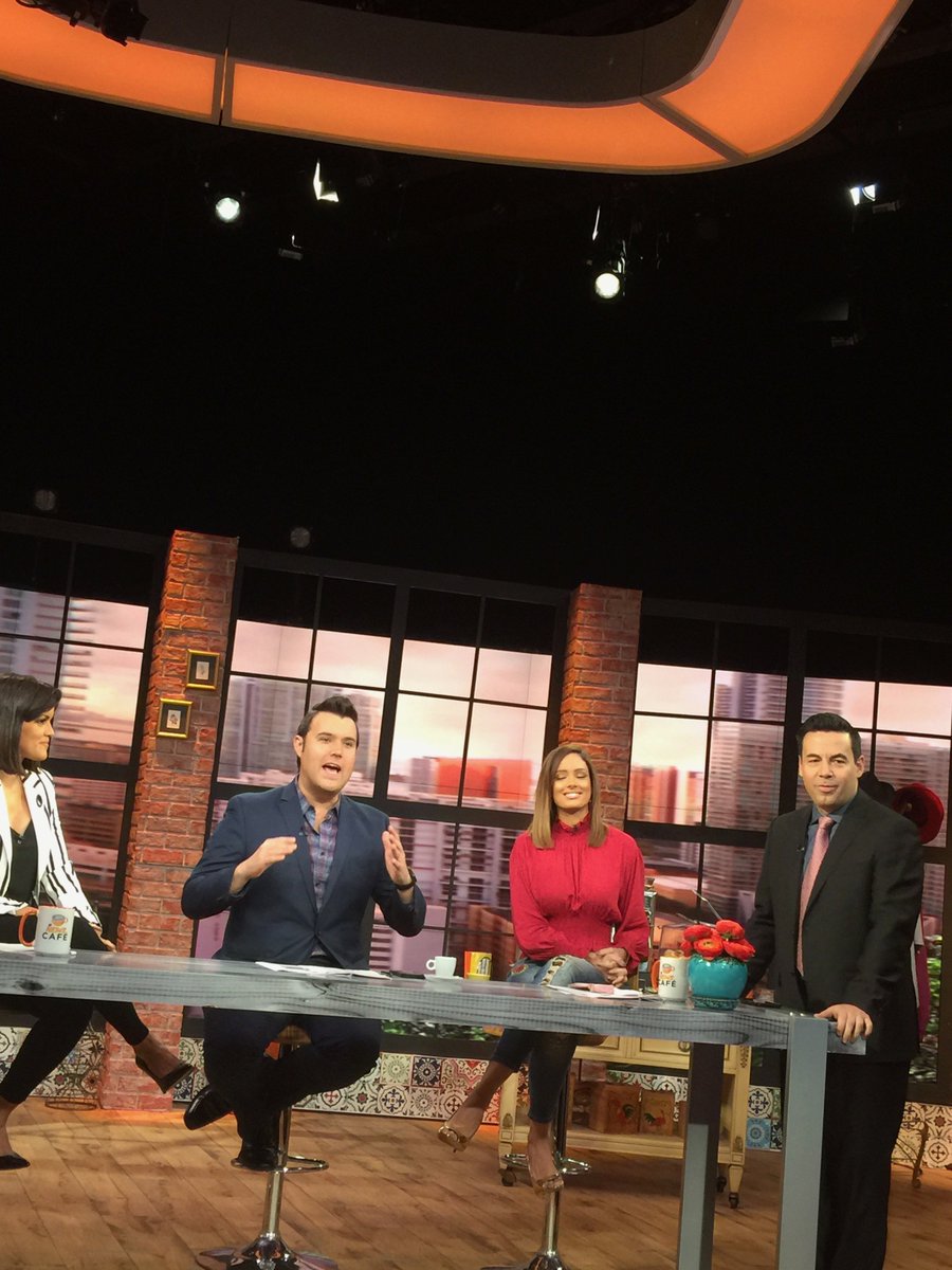Que bien la pasamos haciendo <a href="/elnewscafe/">El News Cafe</a>, te esperamos en @Univision23 que ya estamos arrancando en nuestro horario especial.