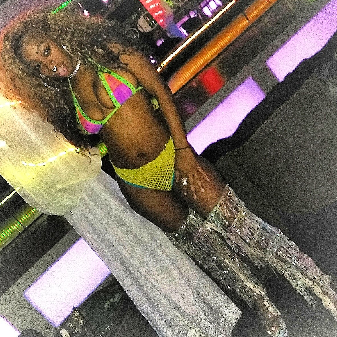 RecklessDaModel's tweet image. #follow me on Snapchat