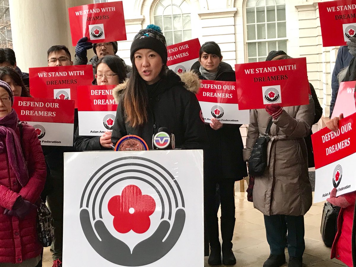 yuhline's tweet photo. Every hour that passes without restored immigration protections is an hour of agony for thousands of families across our nation. Pass a clean #DreamActNow! Tx to @AAFederation @thenyic @cpc_nyc for pushing for our immigrants! https://t.co/kmG4Mzk2sJ
