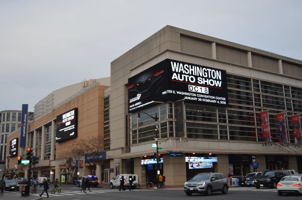 Check out the #WAS18 signs in front of <a href="/CapitalOneArena/">Capital One Arena</a>! And also check out the show from January 26 to February 4. More info here: bit.ly/2CbLWLS