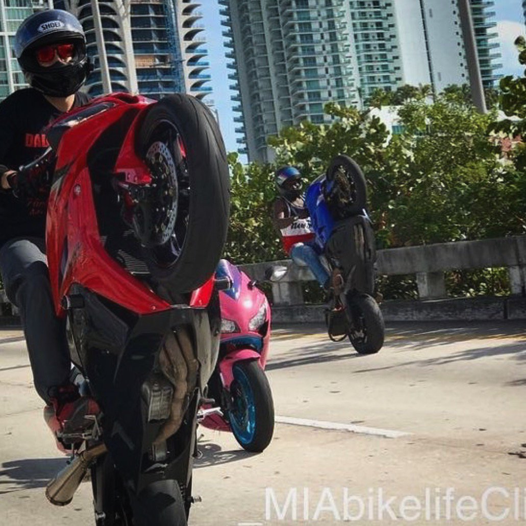 Darius__125's tweet photo. I did my thing down in Miami 🌴😎🤘🏾#MLKRIDEOUT https://t.co/ITe3PB1Tut