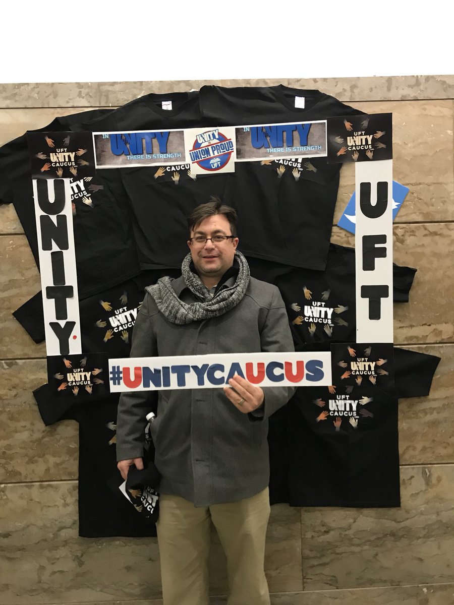 OHAGANA's tweet photo. First picture of the night! #unitycaucus #unity2018 #unityproud @UFT_Elementary @UFT @UFTUnity @UFT_BKOffice https://t.co/OkFGZa04u3