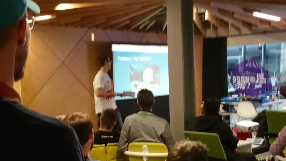 codeHarbour's tweet image. Kicking off #codeHarbour tonight with @damian_casey and his magical talk of Making Monoliths Modular ⚡