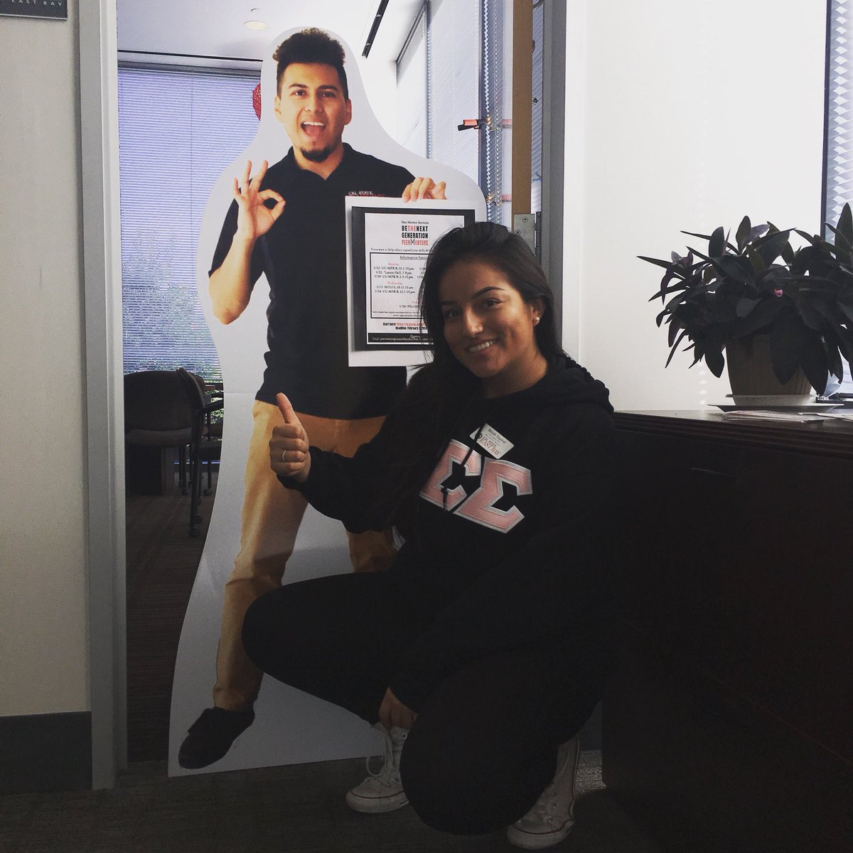CSUEB Peer Mentors (@csuebpeermentor) on Twitter photo Peer Mentors will always be there for you...literally! 
Check out what our Peer Mentor Josh has to announce if you see him on campus 😊👌🏼 Peer Mentors will always be there for you...literally! 
Check out what our Peer Mentor Josh has to announce if you see him on campus 😊👌🏼