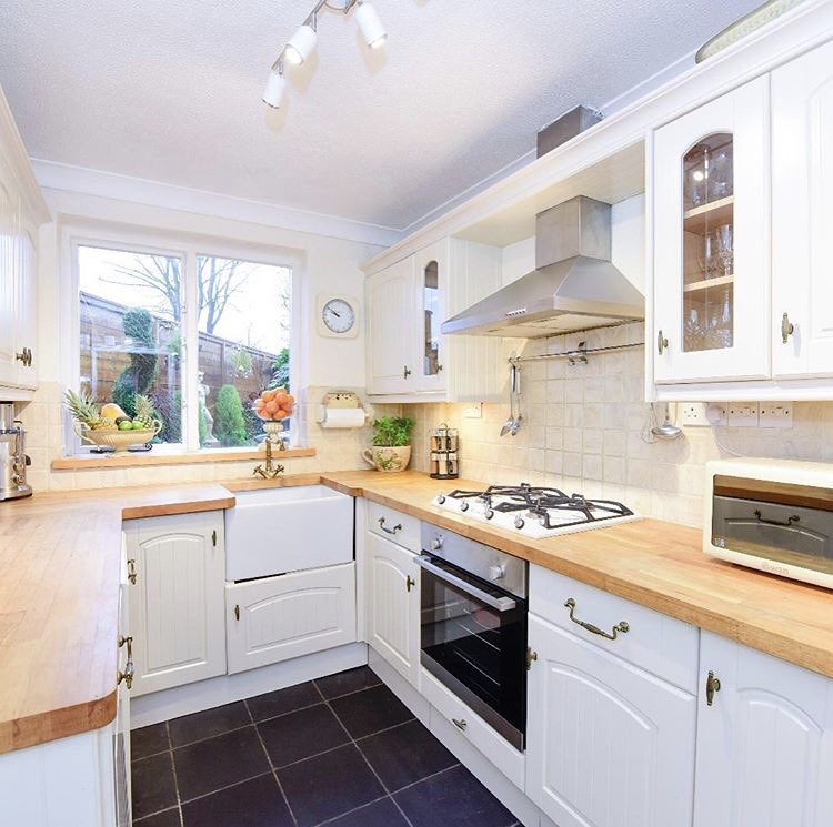 Surrey Estates tweet media